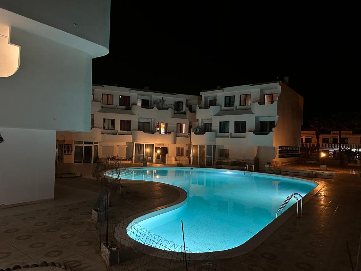 Ocean Sunrise Apartment คอสตา เด อันตีกัว ภายนอก รูปภาพ
